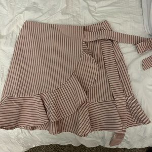 Showpo skirt US size 4